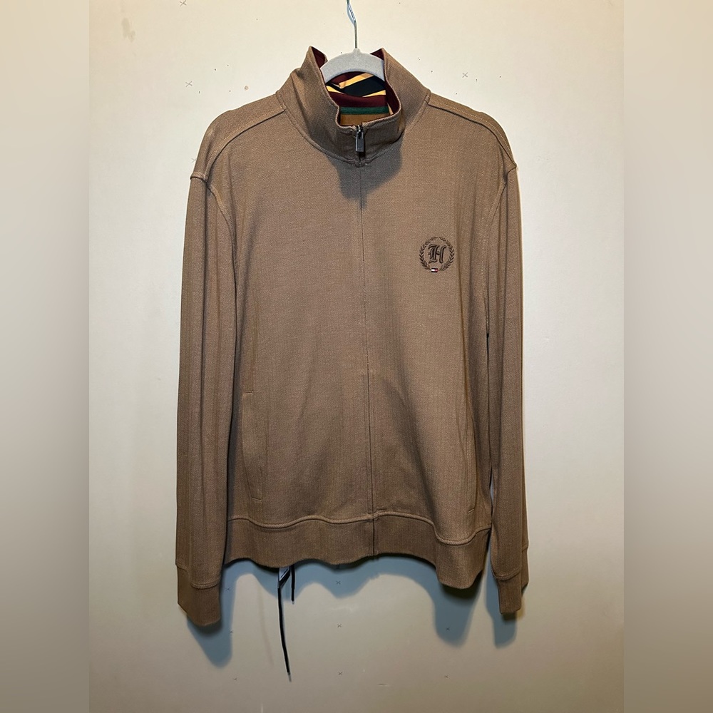 brown tommy hilfiger sweatsuit